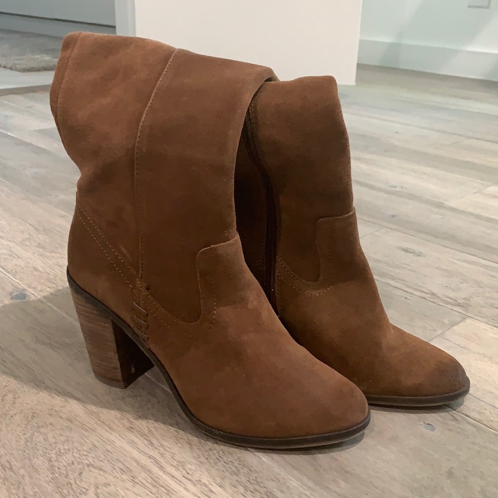 Dolce vita suede boot